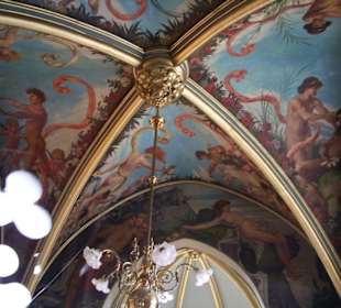 Blick ins Innere der Drachenburg