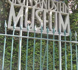 Eingang über die Toreinfahrt