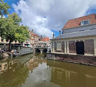 De Visbanken of Vismarkt uit 1755 in Alkmaar