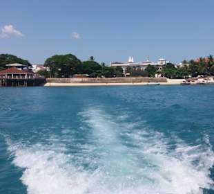 Die Bootsfahrt zur Insel 