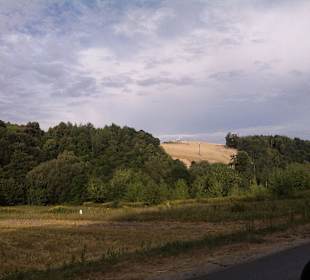 Widok na stok z ulicy