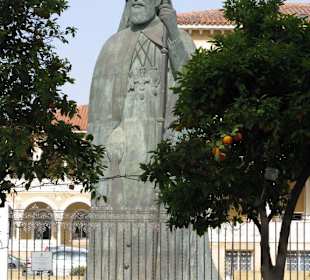 Pomnik arcybiskupa makariosa III