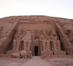 Abu Simbel, Tempel Ramses II