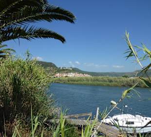Anfahrt auf Bosa`s Altstadt