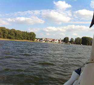 Das Schloss vom Wasser