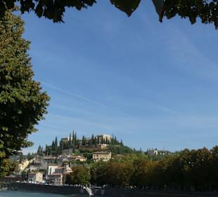 Burg San Pietro auf dem Hügel