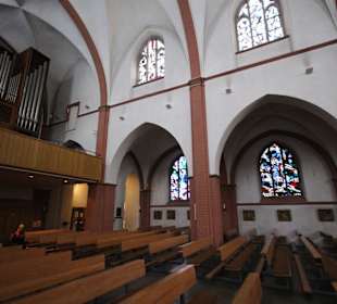 Blick in das Kirchenschiff