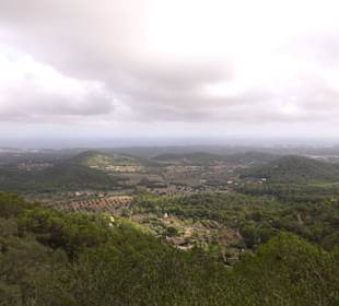 Ausblick vom Castel nach Osten
