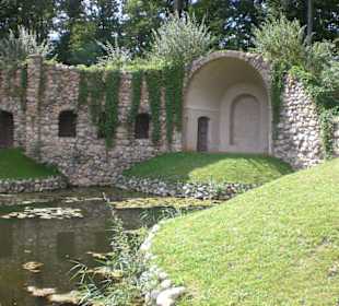 Die 2. Felssteingrotte.