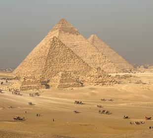 Alle 5 Pyramiden von Kairo