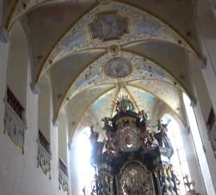 Katholische Stiftskirche St. Peter