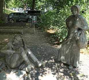 Figurengruppe „Teufel und Marktfrau“ am Lousberg