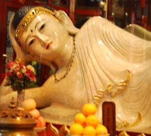 Der ruhende Jade-Buddha