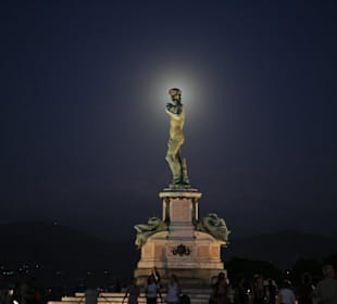 Statue auf dem Piazza