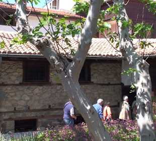 Sveta Bogorodica im Innenhof
