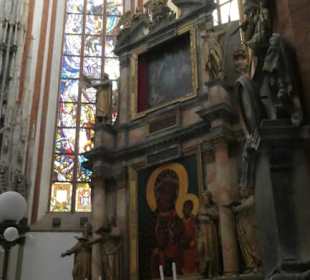 Elisabethkirche: Innenbesichtigung