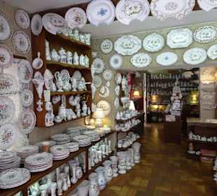 Geschäft mit Fayencen in Moustiers-Sainte-Marie