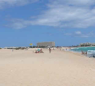 Badestrand bei Corralejo im Norden der Insel