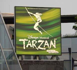 Mamma Mia und Tarzan in 100m Abstand