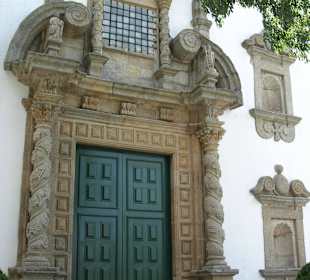 Portada de la Igreja de Santa Maria