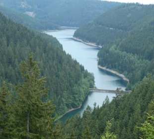 Ohratalsperre mit schönem Stausee