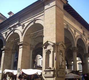 Loggia dei lanzi