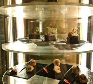 Köstlichkeiten an der Bar