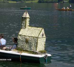 Kirche ( Narzissenfest )