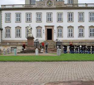 Prinzgemahl Henrik und der Hofmarschall