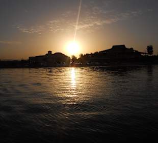 Lagunenfahrt im Sonnenuntergang