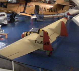 Flugzeughalle