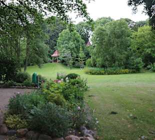 Große Rasenflächen