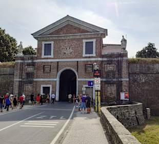 Porta San Donato