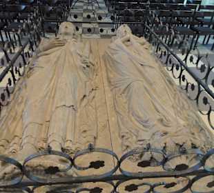 Grablege von Heinrich dem Löwen und seiner Frau