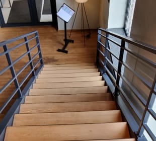 Treppe runter