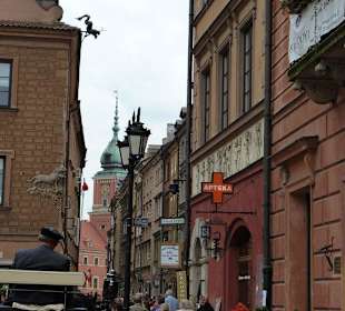 Blick vom Altmarkt zum Schloss