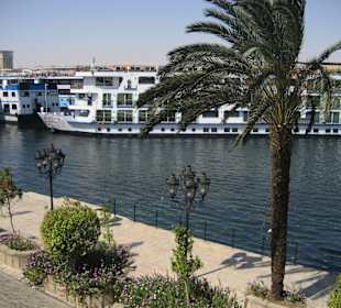 Bummel über die Assuan Corniche