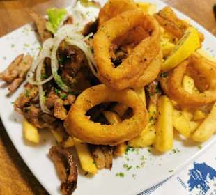 Meteora Teller Gyros mit Kalamari