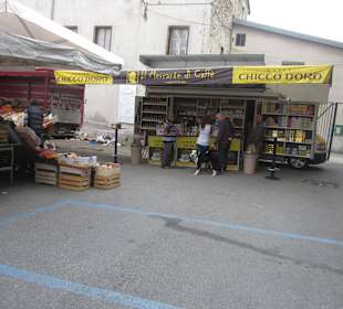 Wochenmarkt in Morbegno