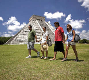 Chichen Itza (Maya Ausgrabungsstätte)