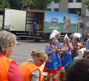 LKWs bringen den Käse