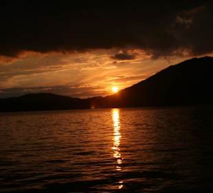 Sonnenuntergang am Attersee