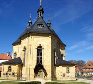 Rückansicht der Basilika