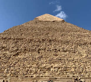 Pyramiden