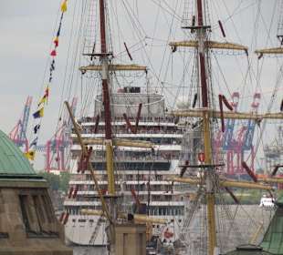 823. Hamburger Hafengeburtstag