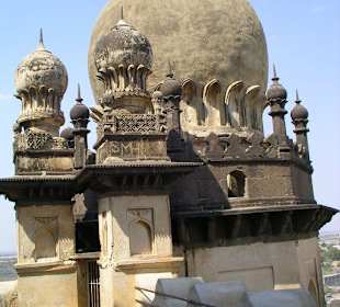 Auf der Galerie des Gol Gumbaz