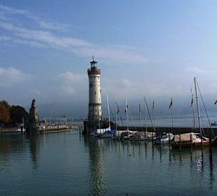 Der Leuchtturm auf der Insel Lindau am Bodensee