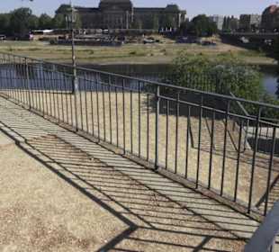 Altstadt - Rund um das Terrassenufer