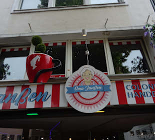 Oma Janßen am Alten Markt