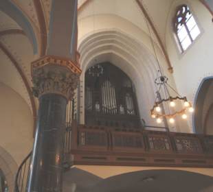 Blick zur Orgelempore